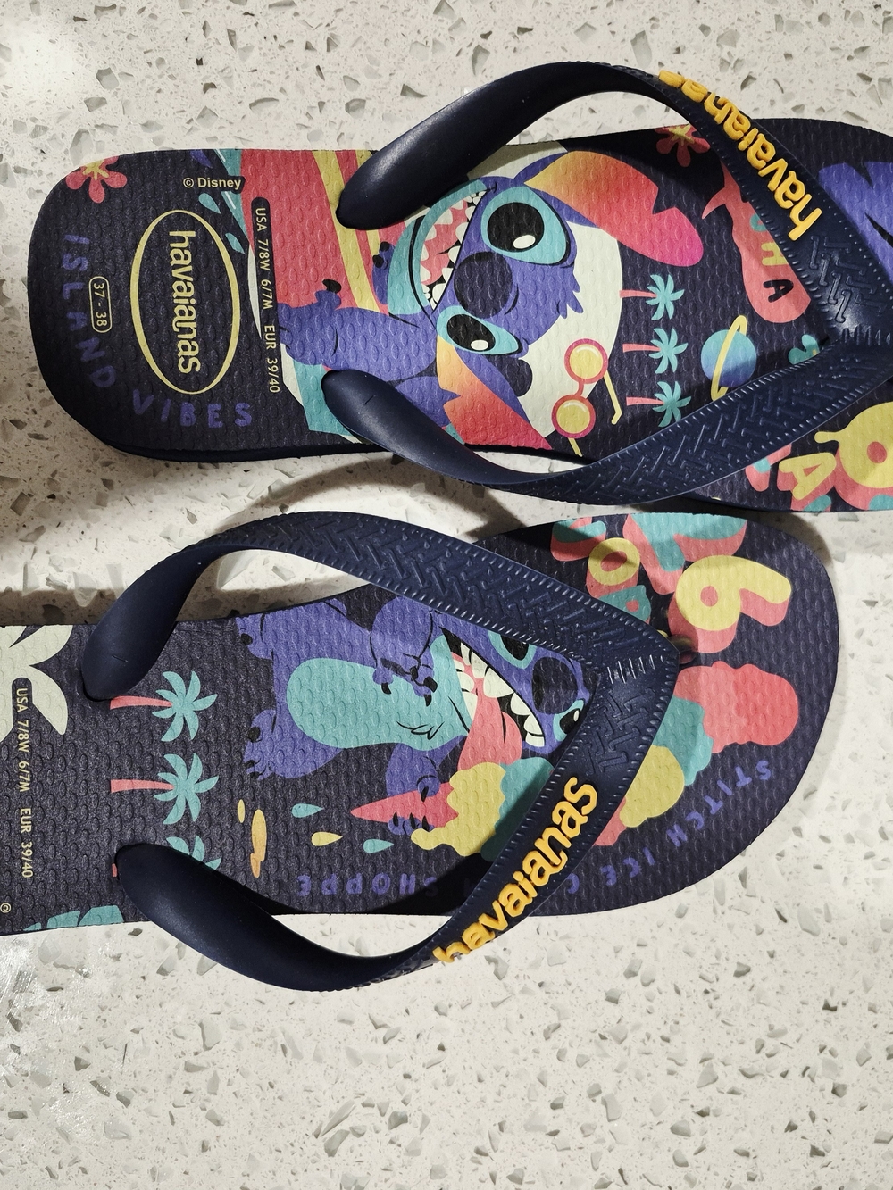 Havaianas Kids Navy Blue Stitch Graphic Flip Flops with Multicolor Print 7/8